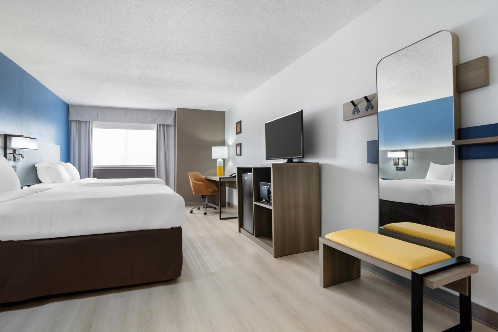 Comfort Inn & Suites Crystal Inn Sportsplex Галфпорт Экстерьер фото